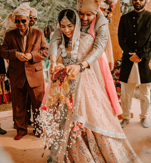 marriage-bureau-in-Noida